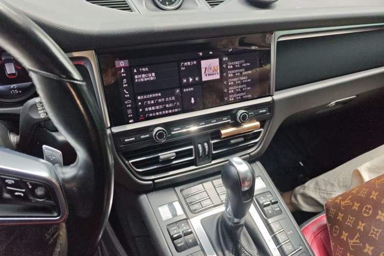 Used Porsche Macan 2018 Macan 2.0T Audio And AC Panel