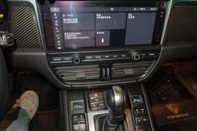 Used Porsche Macan 2018 Macan 2.0T Audio And AC Panel
