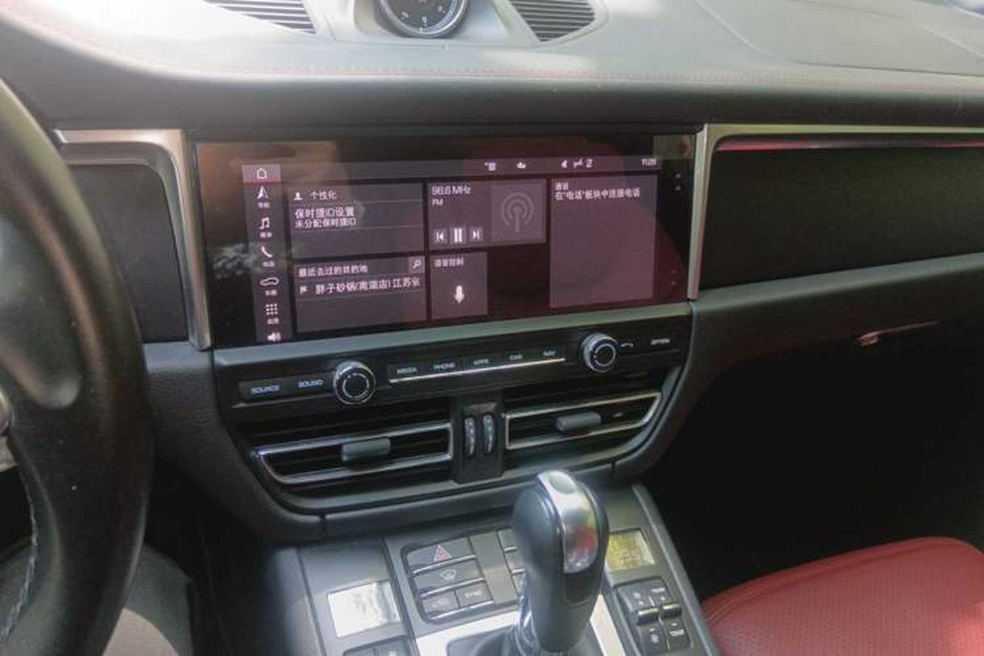 Used Porsche Macan 2018 Macan 2.0T Audio And AC Panel