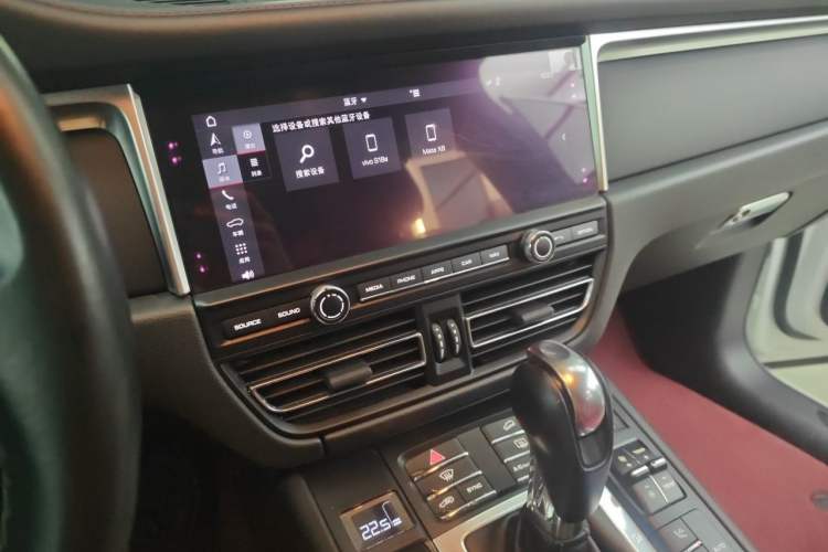 Used Porsche Macan 2018 Macan 2.0T Audio And AC Panel