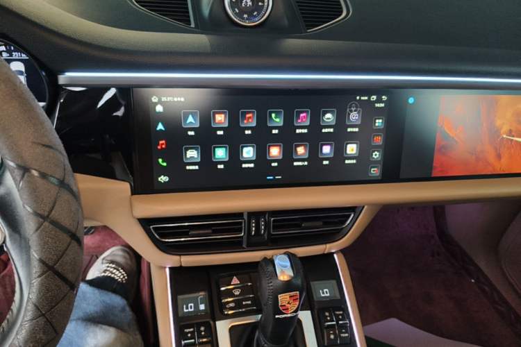 Used Porsche Macan 2018 Macan 2.0T Audio And AC Panel