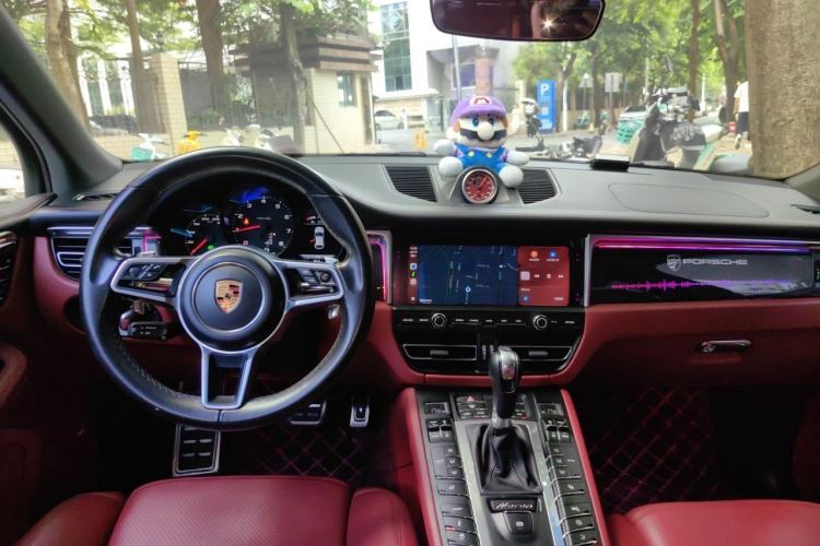 Used Porsche Macan 2018 Macan 2.0T Center Console