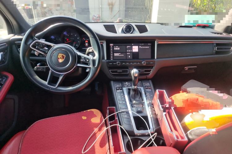 Used Porsche Macan 2018 Macan 2.0T Center Console