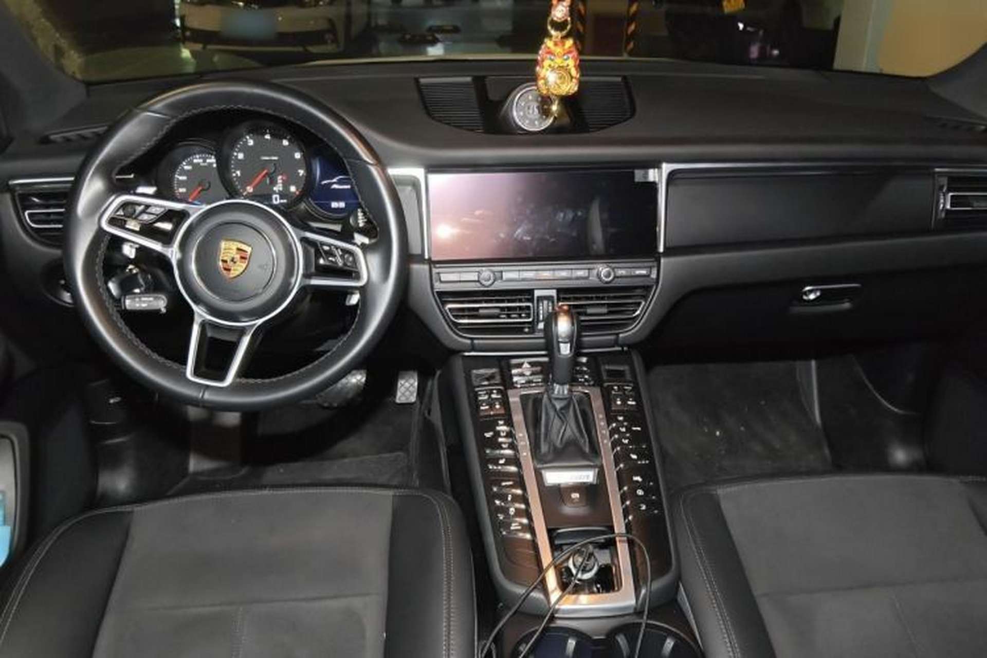Used Porsche Macan 2018 Macan 2.0T Center Console