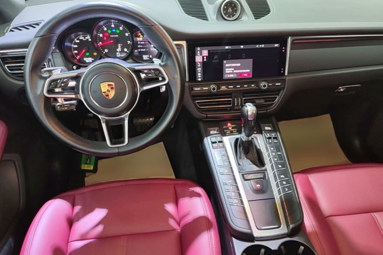Used Porsche Macan 2018 Macan 2.0T Center Console