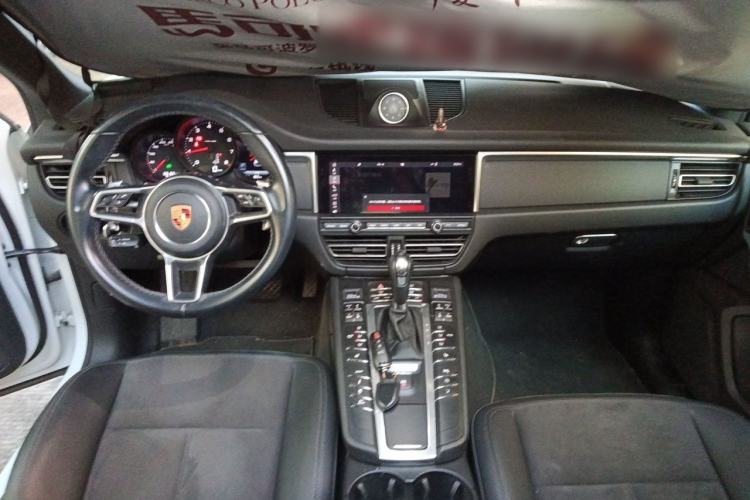 Used Porsche Macan 2018 Macan 2.0T Center Console