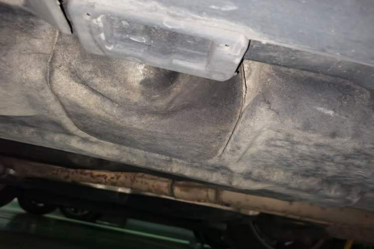 Used Porsche Macan 2018 Macan 2.0T Chassis Rear Left