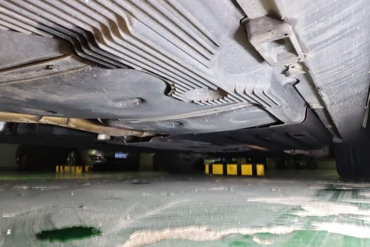 Used Porsche Macan 2018 Macan 2.0T Chassis Rear Right