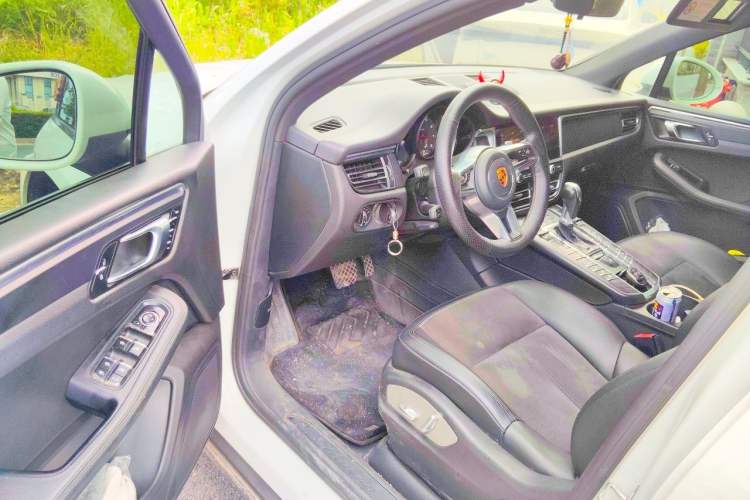 Used Porsche Macan 2018 Macan 2.0T Driver Seat