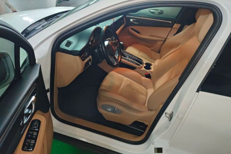 Used Porsche Macan 2018 Macan 2.0T Driver Seat