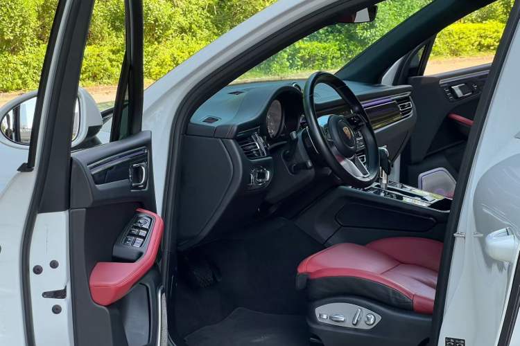 Used Porsche Macan 2018 Macan 2.0T Driver Seat