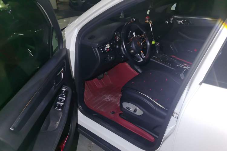 Used Porsche Macan 2018 Macan 2.0T Driver Seat