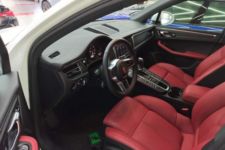 Used Porsche Macan 2018 Macan 2.0T Driver Seat