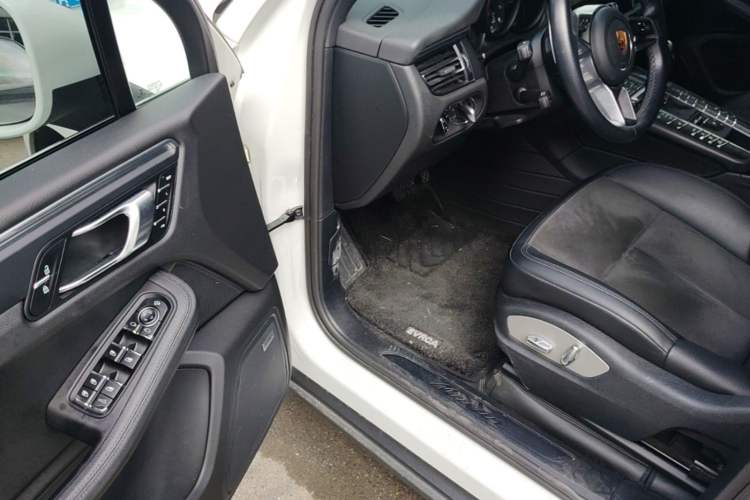 Used Porsche Macan 2018 Macan 2.0T Driver Seat