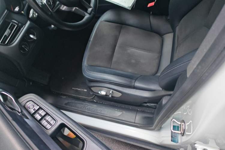 Used Porsche Macan 2018 Macan 2.0T Driver Seat