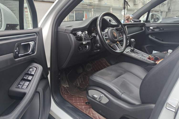 Used Porsche Macan 2018 Macan 2.0T Driver Seat