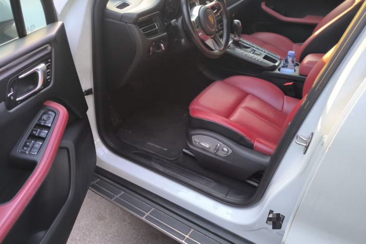 Used Porsche Macan 2018 Macan 2.0T Driver Seat
