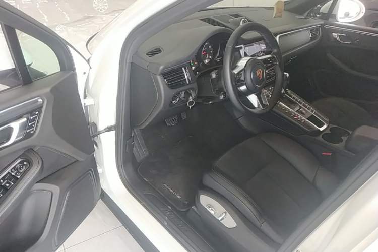 Used Porsche Macan 2018 Macan 2.0T Driver Seat