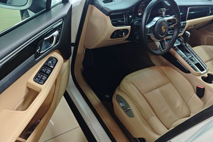 Used Porsche Macan 2018 Macan 2.0T Driver Seat
