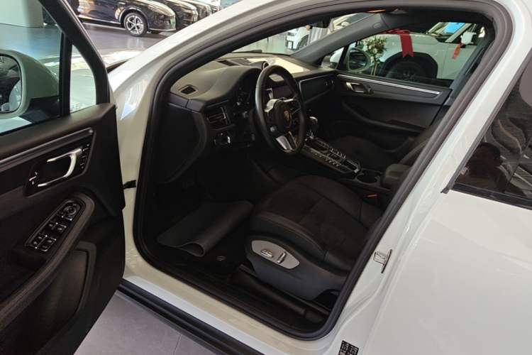 Used Porsche Macan 2018 Macan 2.0T Driver Seat