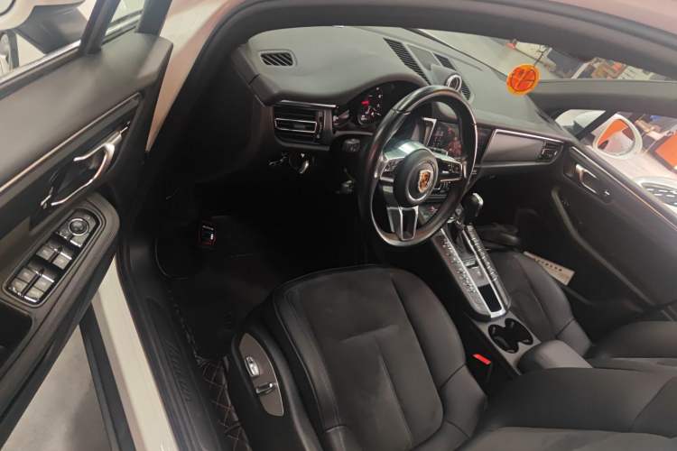 Used Porsche Macan 2018 Macan 2.0T Driver Seat
