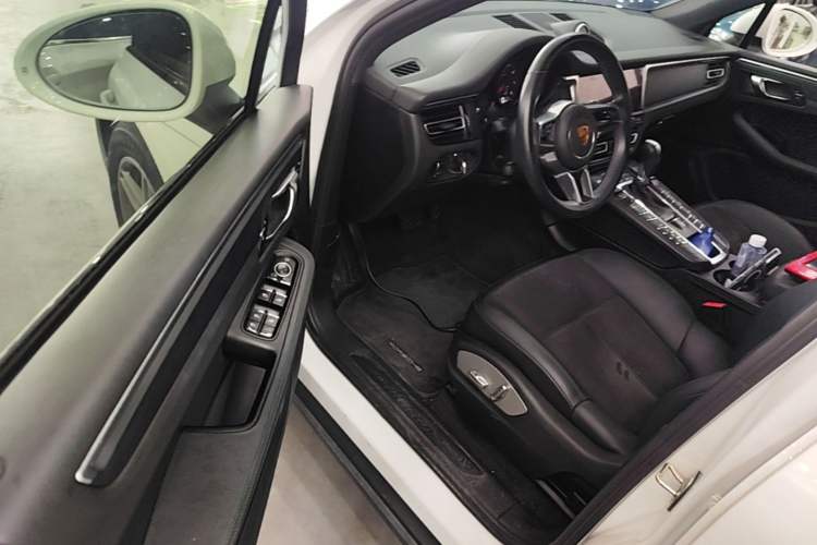 Used Porsche Macan 2018 Macan 2.0T Driver Seat