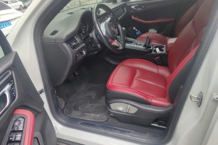 Used Porsche Macan 2018 Macan 2.0T Driver Seat