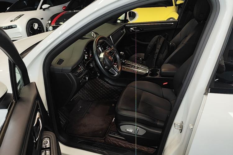 Used Porsche Macan 2018 Macan 2.0T Driver Seat