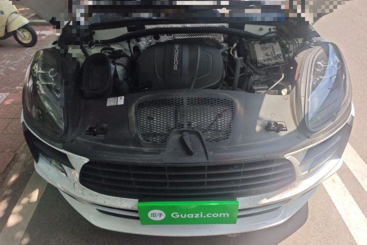 Used Porsche Macan 2018 Macan 2.0T Engine Bay