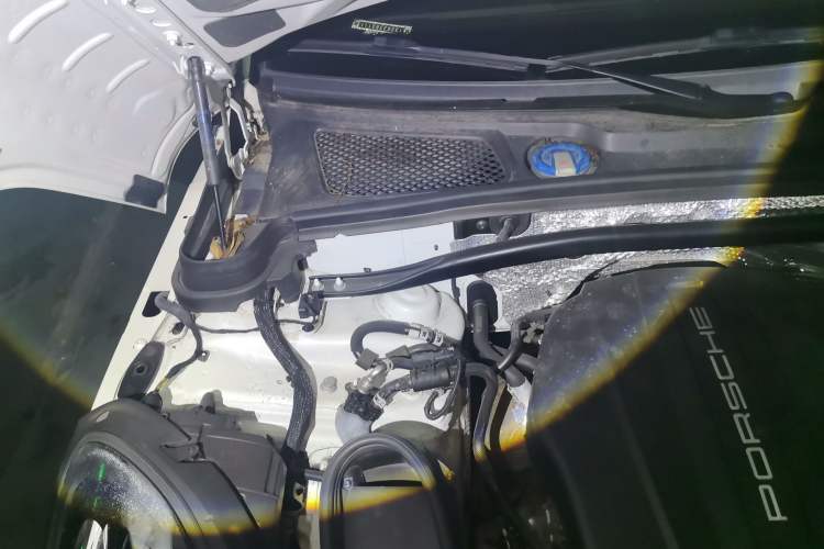Used Porsche Macan 2018 Macan 2.0T Engine Bay Right