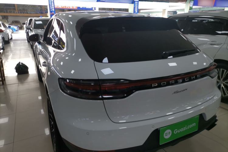 Used Porsche Macan 2018 Macan 2.0T Exterior 2