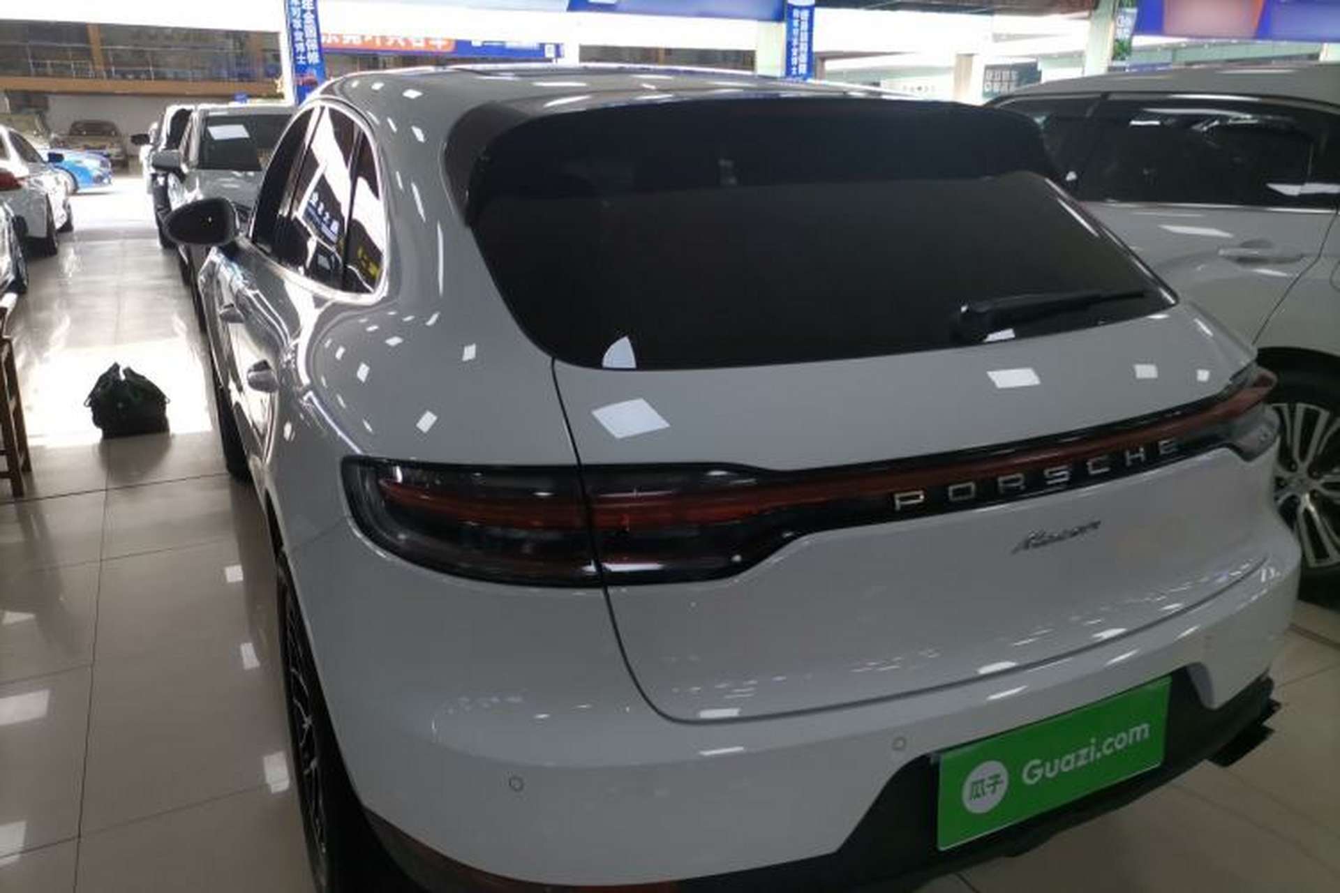 Used Porsche Macan 2018 Macan 2.0T Exterior 2