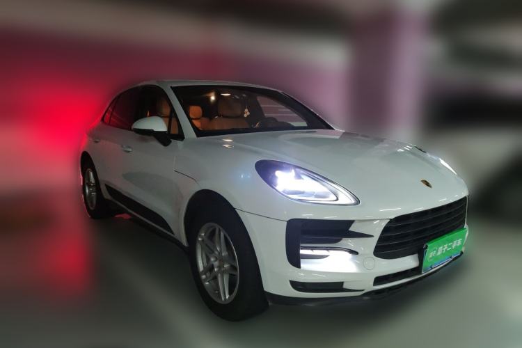 Used Porsche Macan 2018 Macan 2.0T Exterior 2