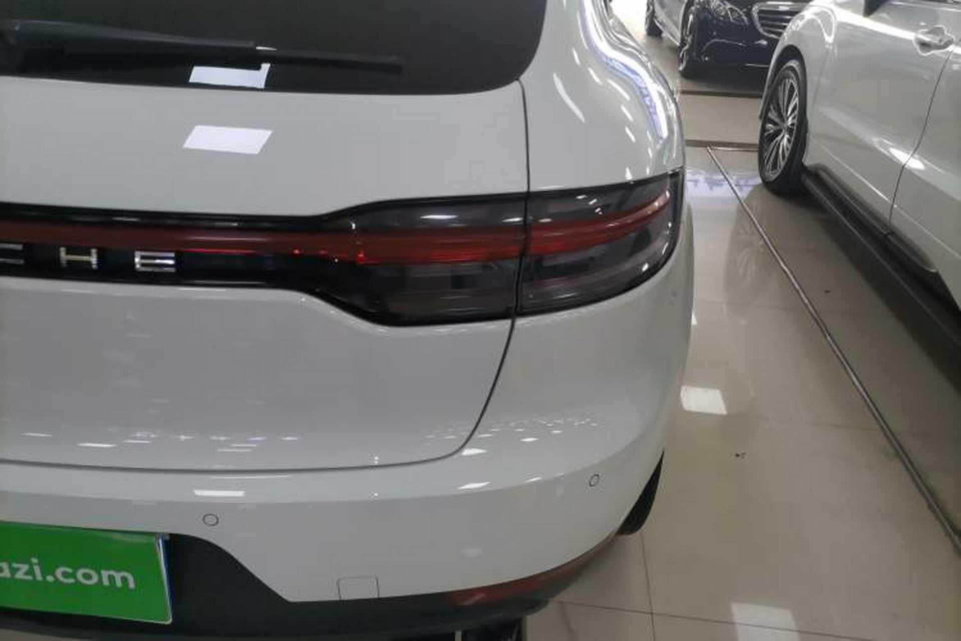Used Porsche Macan 2018 Macan 2.0T Exterior 3