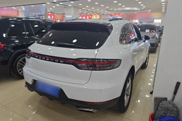 Used Porsche Macan 2018 Macan 2.0T Exterior 3