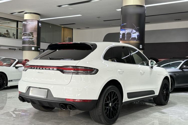 Used Porsche Macan 2018 Macan 2.0T Exterior 3