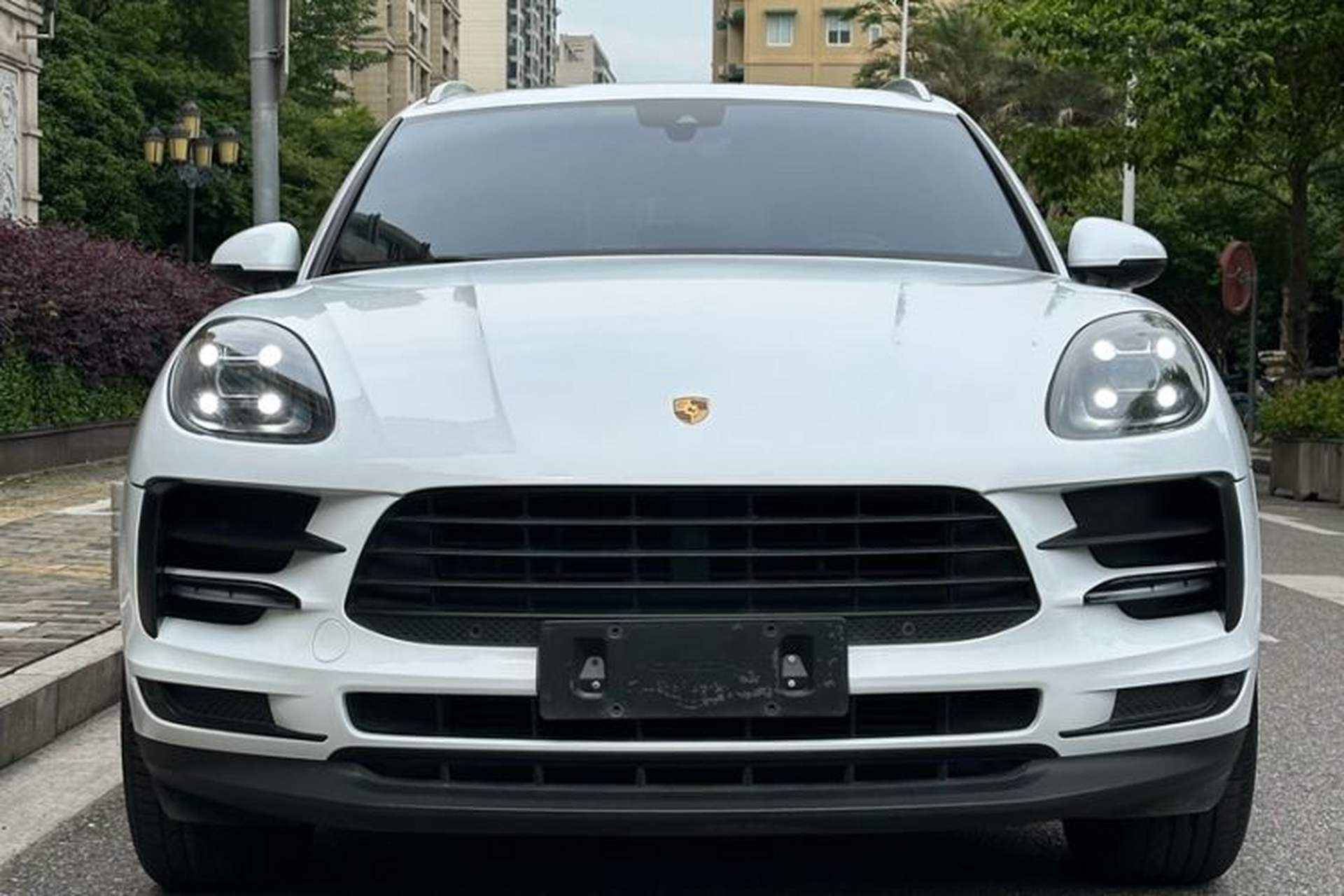 Used Porsche Macan 2018 Macan 2.0T Exterior 3