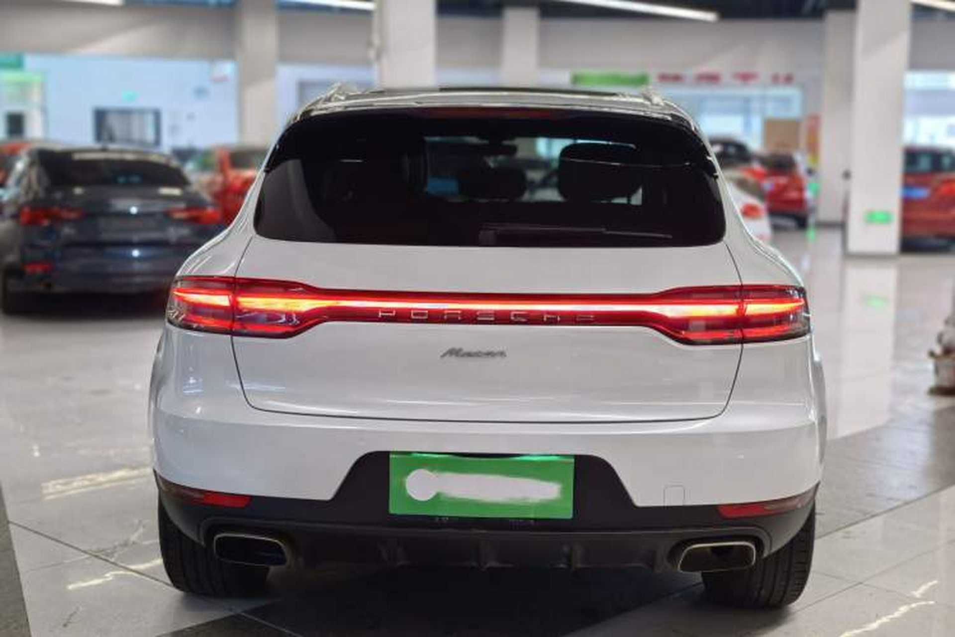 Used Porsche Macan 2018 Macan 2.0T Exterior 3