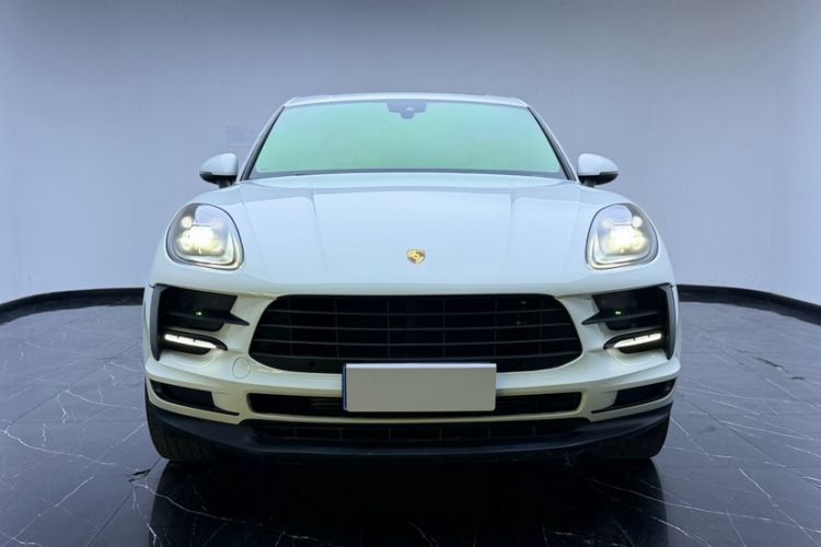 Used Porsche Macan 2018 Macan 2.0T Exterior 3