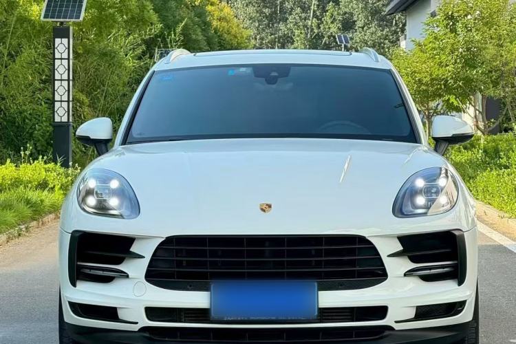 Used Porsche Macan 2018 Macan 2.0T Exterior 5