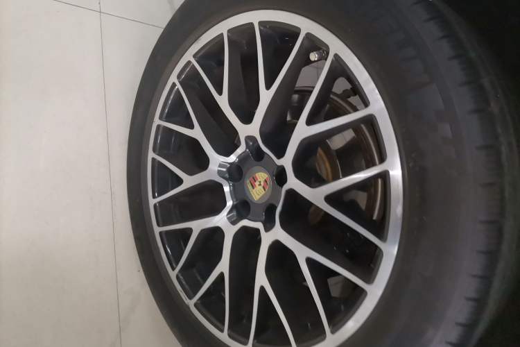 Used Porsche Macan 2018 Macan 2.0T Exterior 5