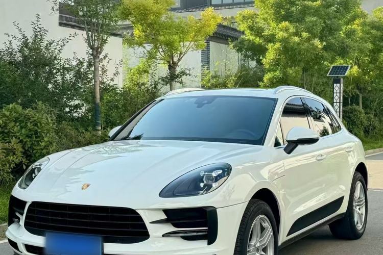 Used Porsche Macan 2018 Macan 2.0T Exterior 6