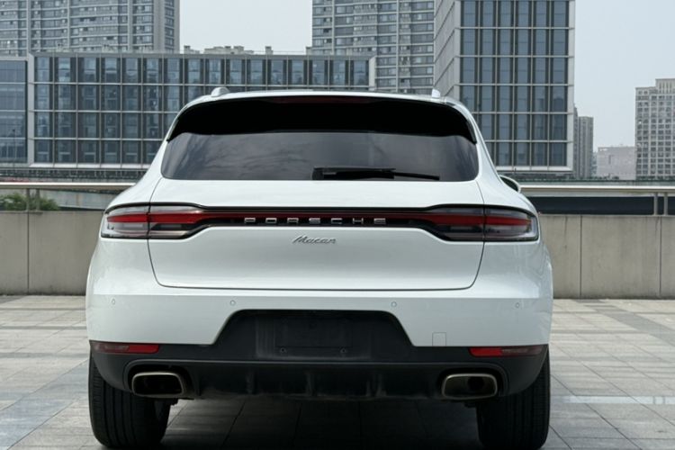 Used Porsche Macan 2018 Macan 2.0T Exterior 6