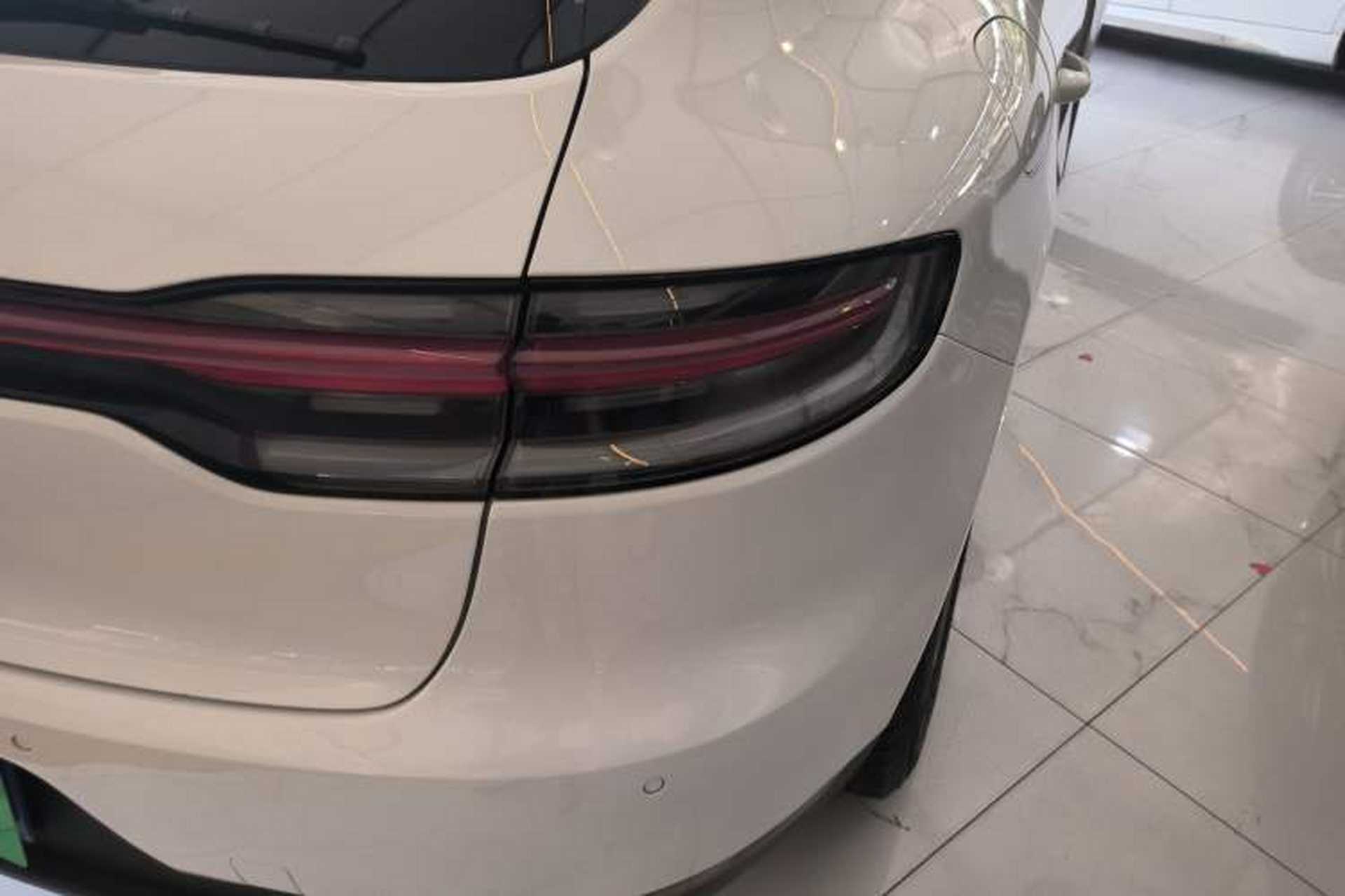 Used Porsche Macan 2018 Macan 2.0T Exterior 6