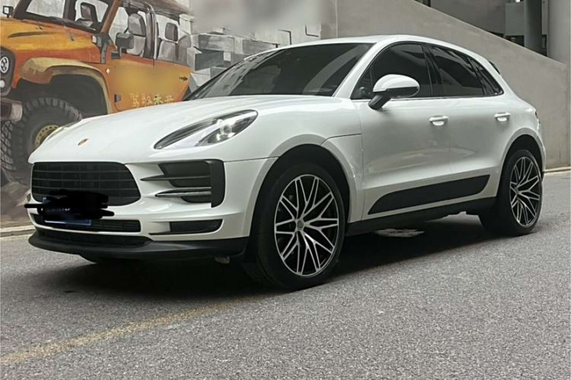 Used Porsche Macan 2018 Macan 2.0T Exterior 6
