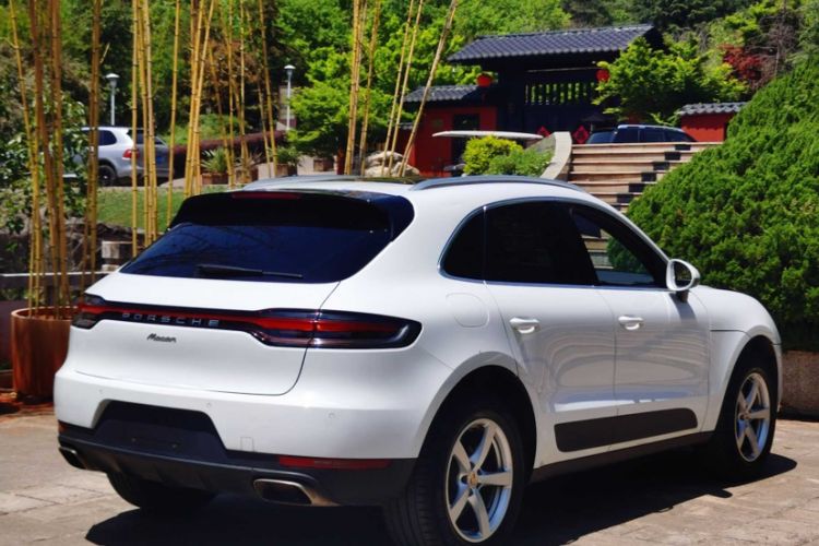 Used Porsche Macan 2018 Macan 2.0T Exterior 6