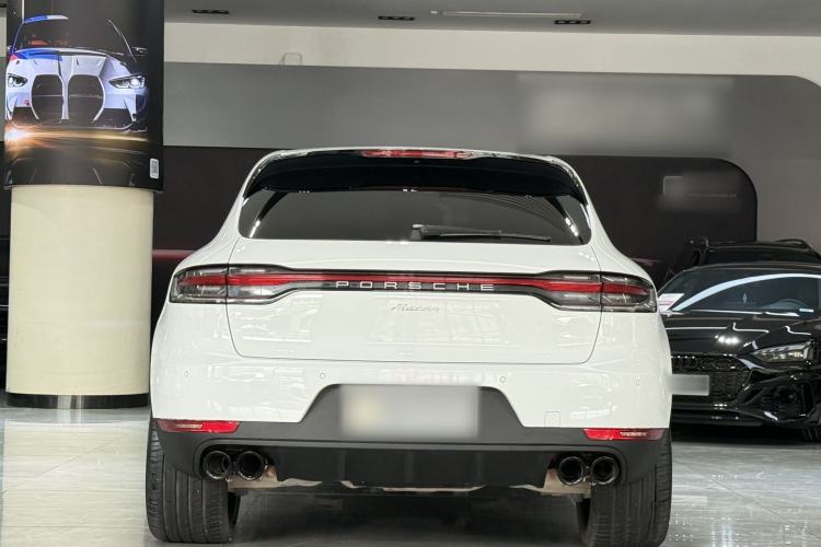Used Porsche Macan 2018 Macan 2.0T Exterior 7
