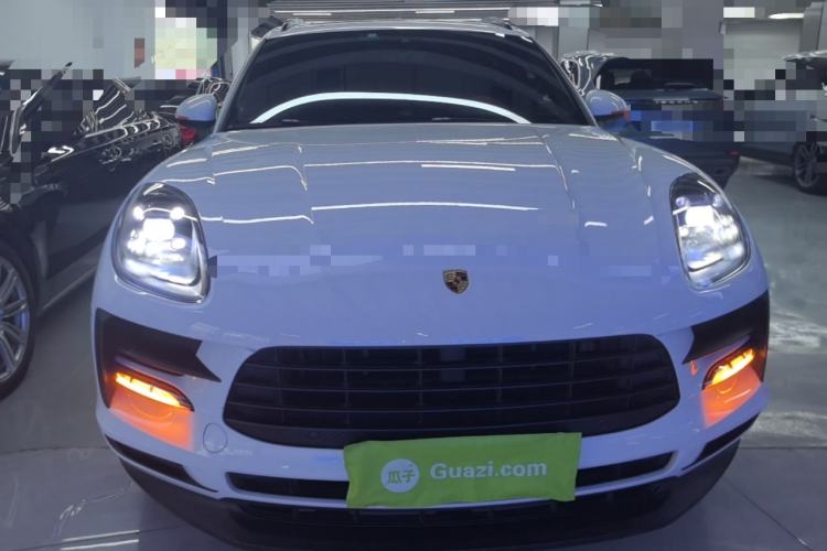Used Porsche Macan 2018 Macan 2.0T Front