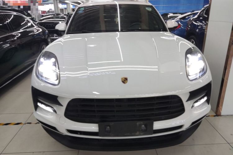 Used Porsche Macan 2018 Macan 2.0T Front