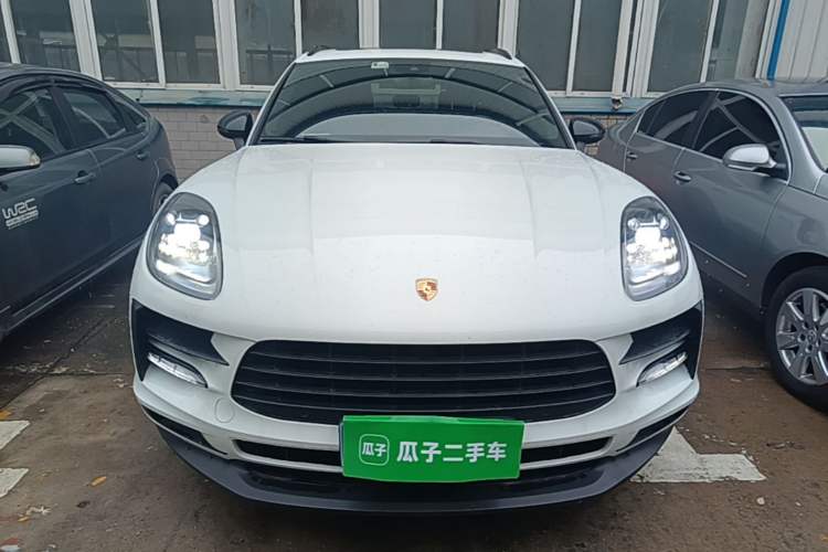 Used Porsche Macan 2018 Macan 2.0T Front